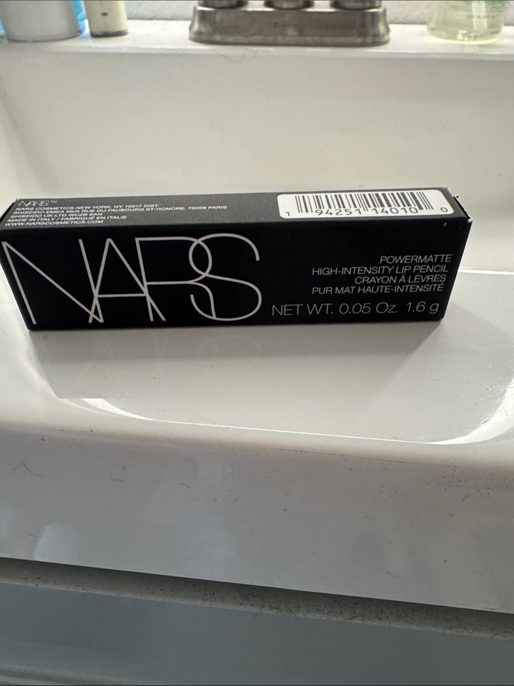 NARS powermatte lip pencil in Cruella 185